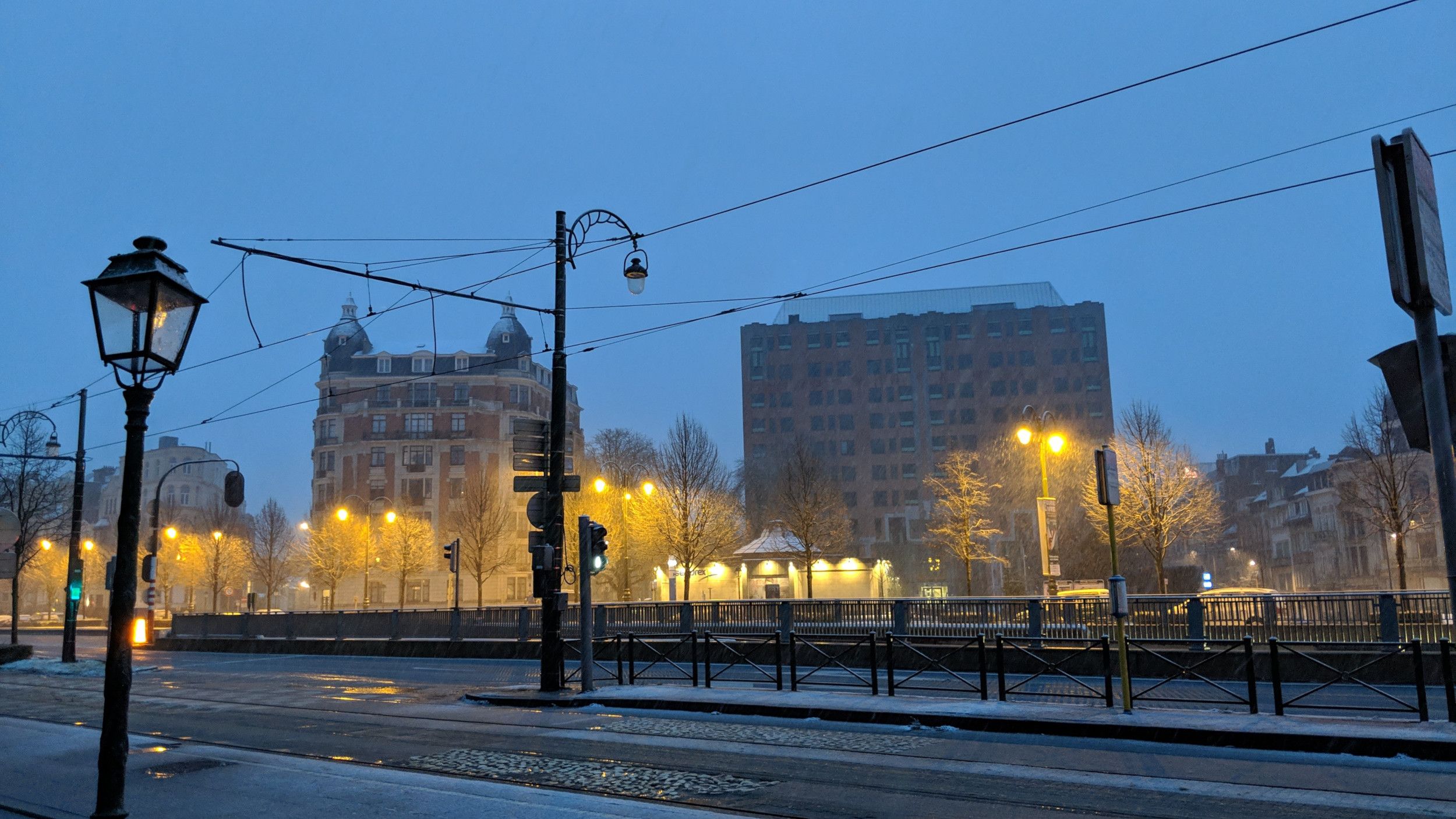 FOSDEM'19 Brussels - Snow on Saturday