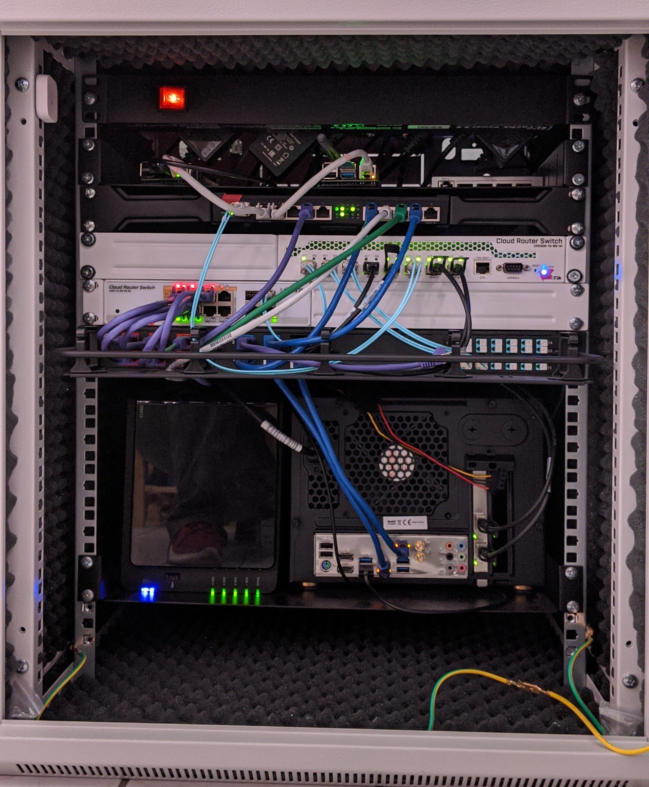 Network Rack Front Shot" width="500px